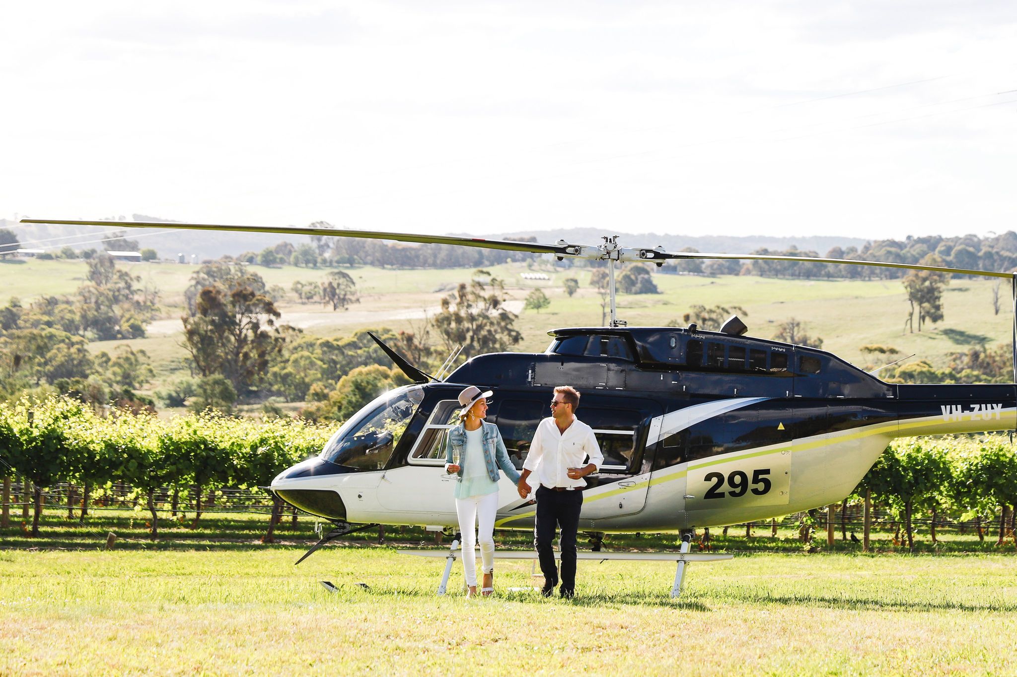 Truenorth Helicopter Tours – Courabyra Wines